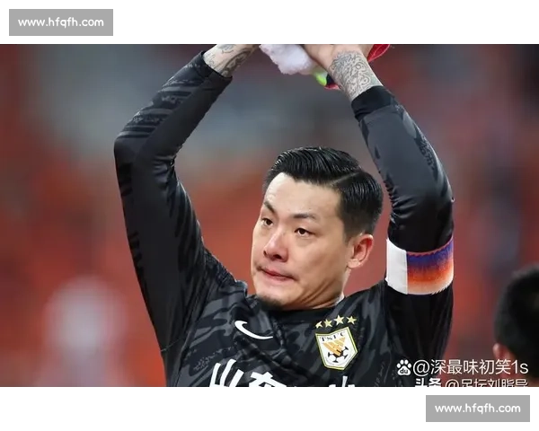 王大雷红牌扔袖标致歉:职业精神与信任危机的双重警示 王大雷红牌扔袖标致歉:职业精神与信任危机的双重警示